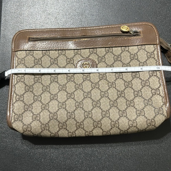 Authentic Gucci Clutch Bag - Picture 10 of 14